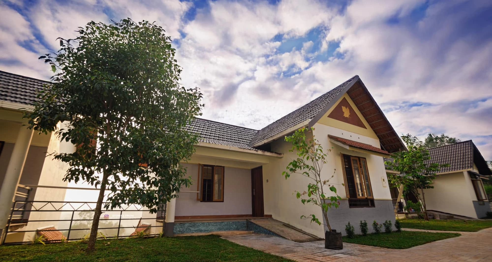 Golden Years villa entrance and sit-out